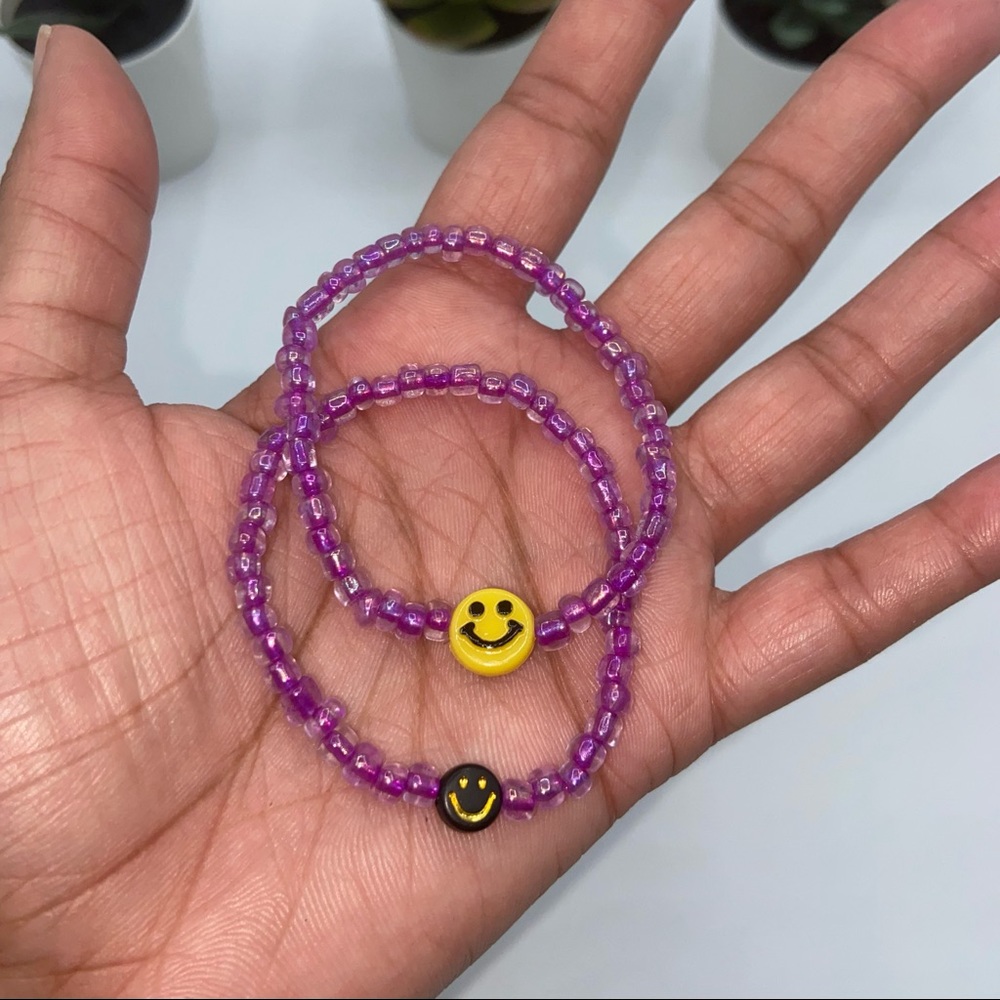 Handmade Trendy Y2K Inspired Smiley Face Glass Seed Bead Stretch Bracelet Set